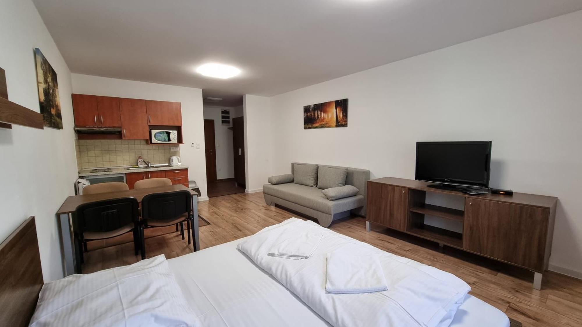 Fatrapark 2 Apartments Hrabovo - Hlavna Recepcia Ружомберок Стая снимка