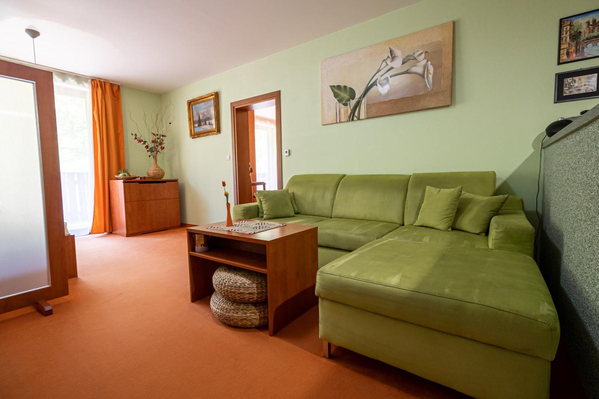 Fatrapark 2 Apartments Hrabovo - Hlavna Recepcia Ружомберок Стая снимка