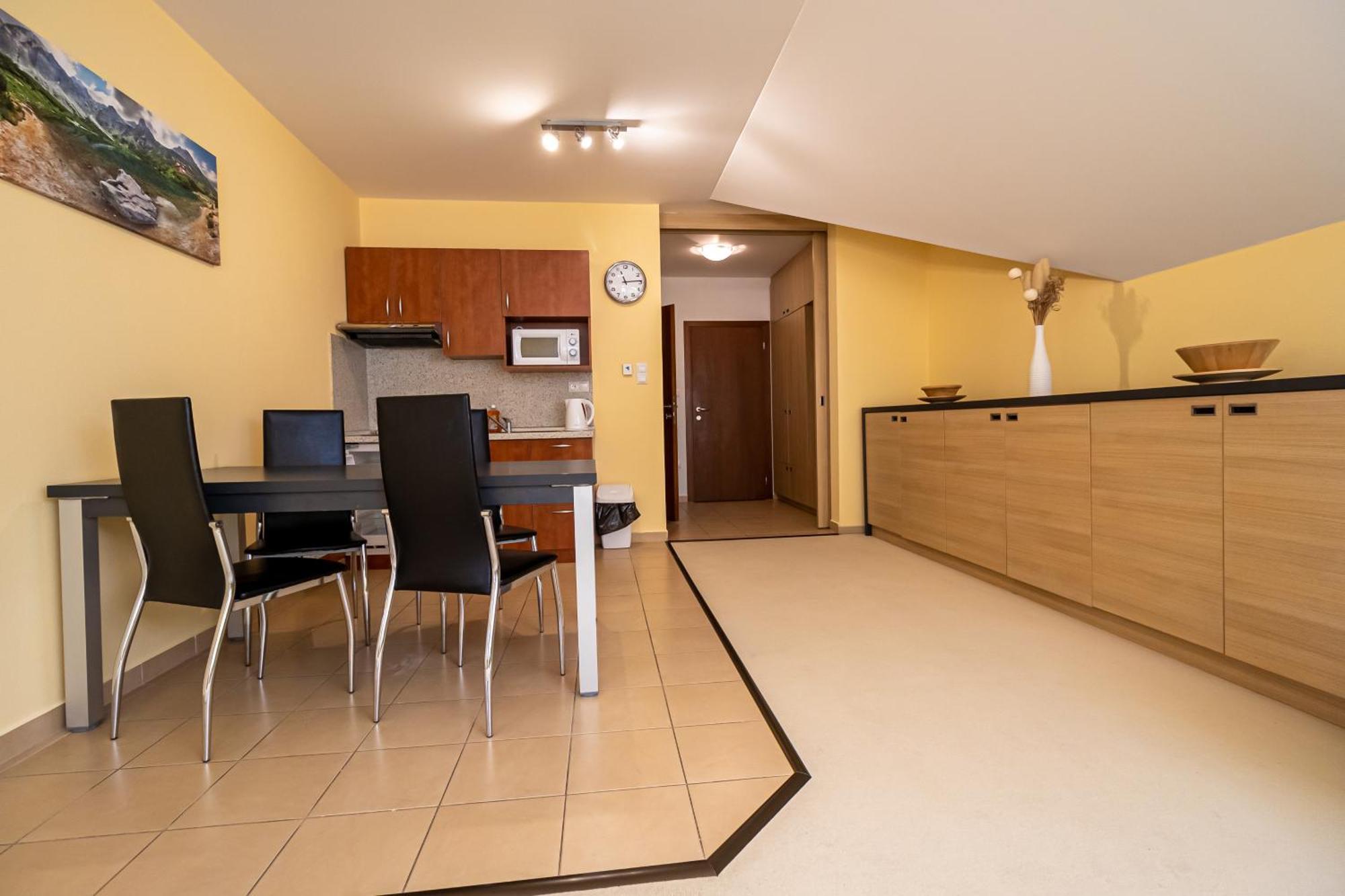 Fatrapark 2 Apartments Hrabovo - Hlavna Recepcia Ружомберок Стая снимка